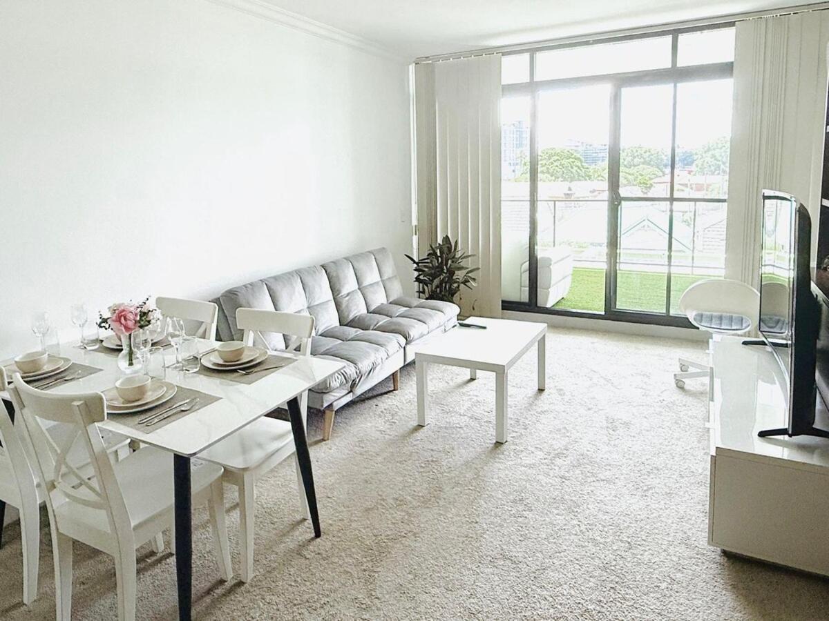 A Cozy 2B2B Apartment Near Airport & Train Station Sídney Exterior foto