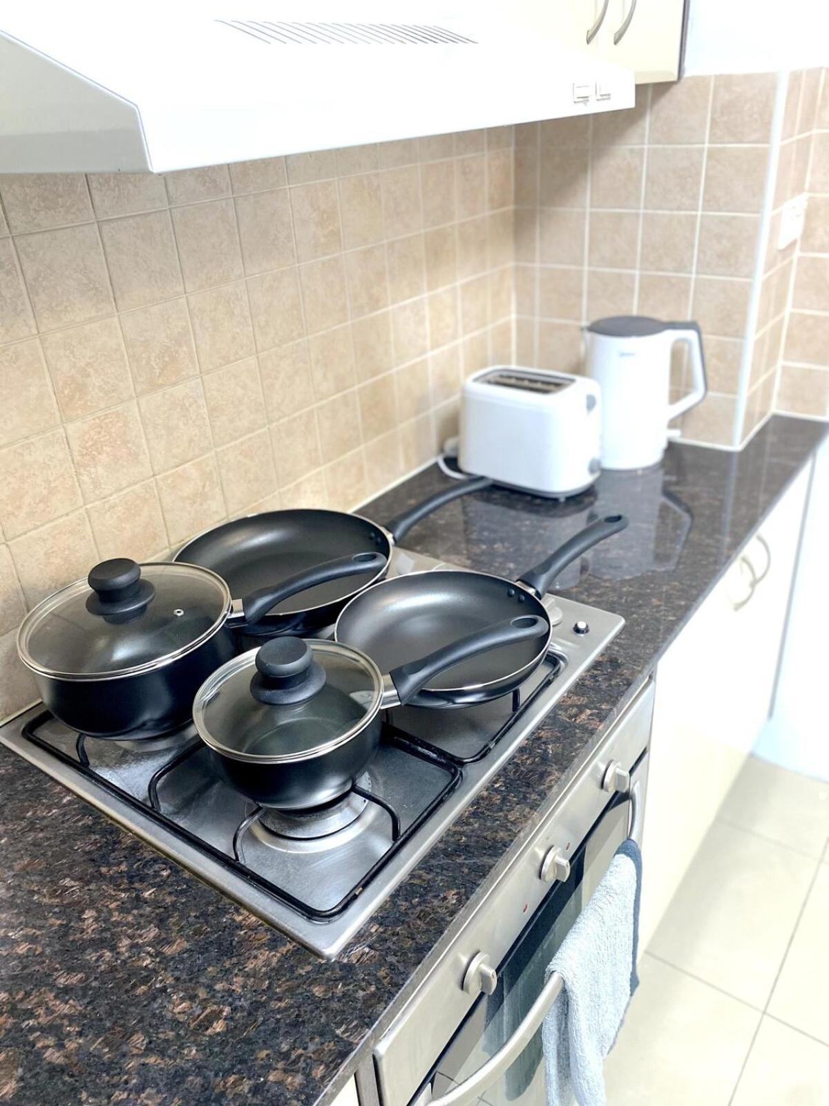 A Cozy 2B2B Apartment Near Airport & Train Station Sídney Exterior foto